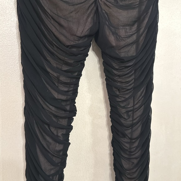 PRETTY LITTLE THING Black ruched fully lined brand new leggings Sz.12 with tags - Picture 6 of 12